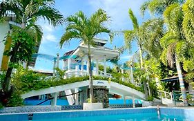 Isla Paraiso Resort-Hotel